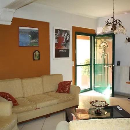 Nitsas House With Panoramic View Ágios Matthaíos